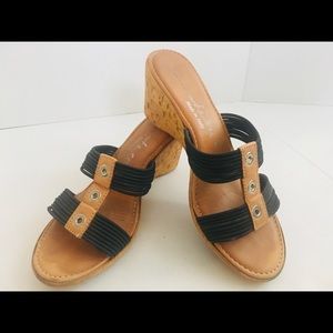 sz 8 Luxurious Italian Leather Sandals